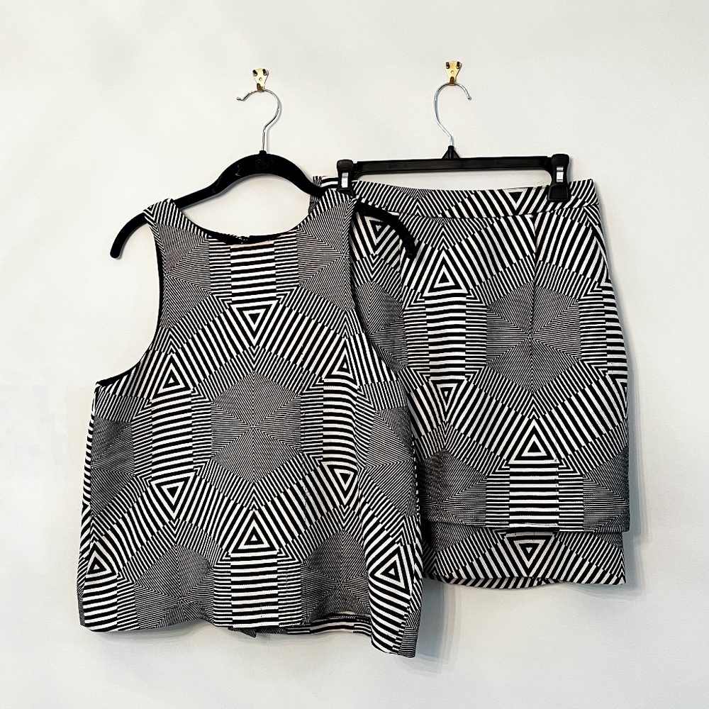 2-piece HD in Paris